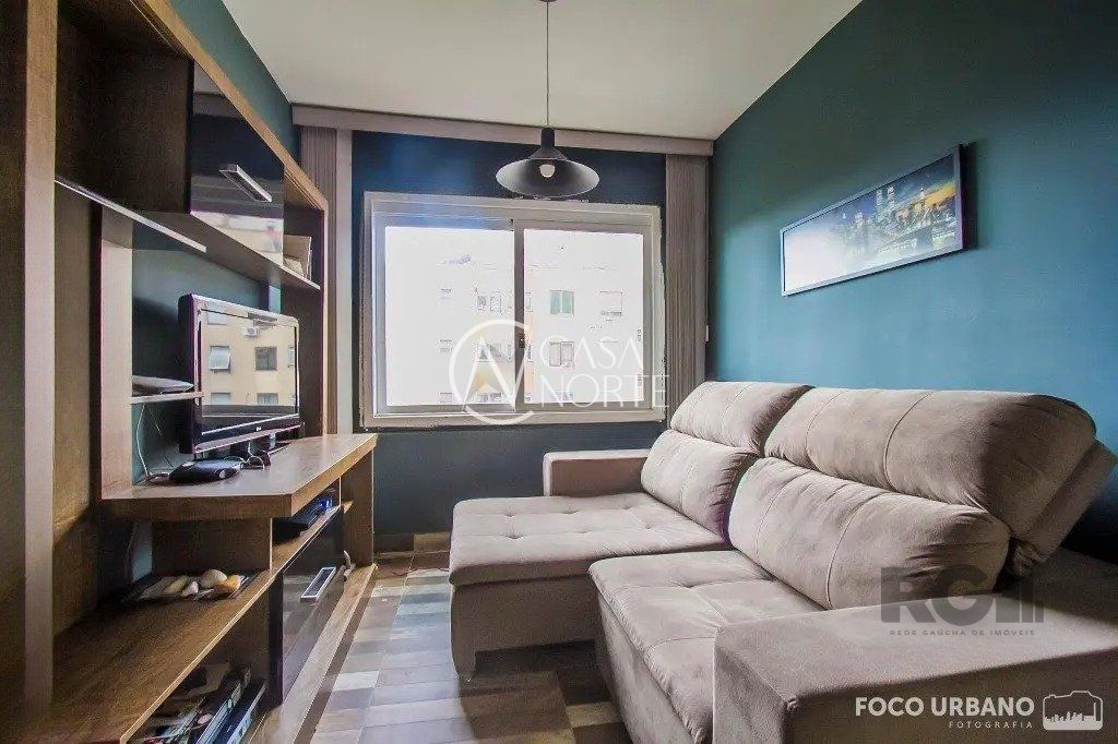 Apartamento à venda com 2 quartos, 58m², 1 vaga, Rua Alberto Silva no bairro Vila Ipiranga em Porto Alegre