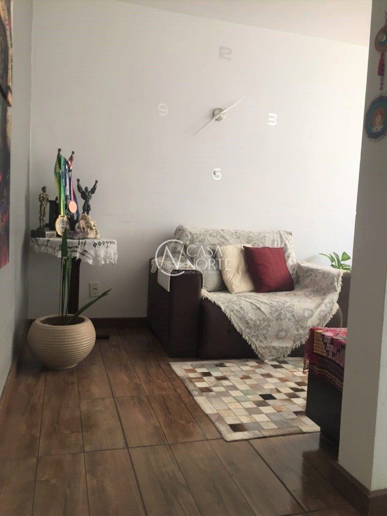 Apartamento à venda com 3 quartos, 62m², 1 suíte, 1 vaga, Rua Engenheiro Sadi Castro no bairro Sarandi em Porto Alegre