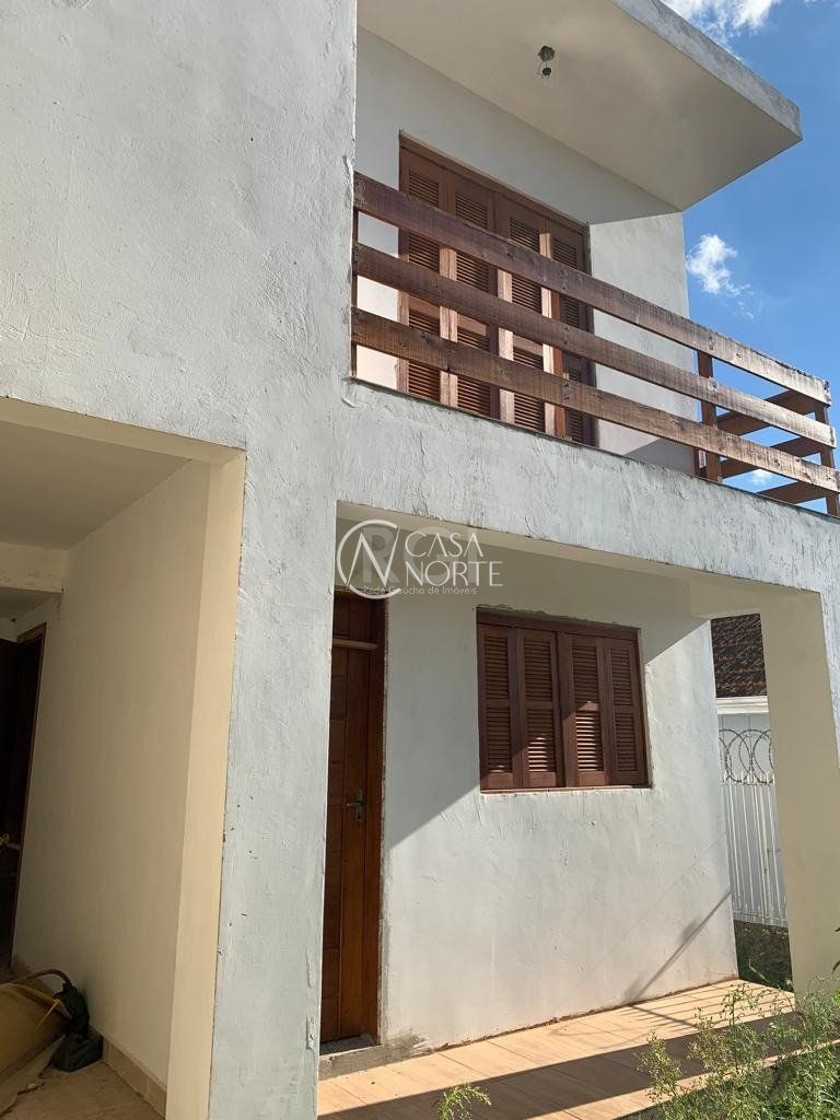 Casa à venda com 3 quartos, 23m², 1 suíte, 1 vaga, Rua Cuiaba no bairro Medianeira em Porto Alegre