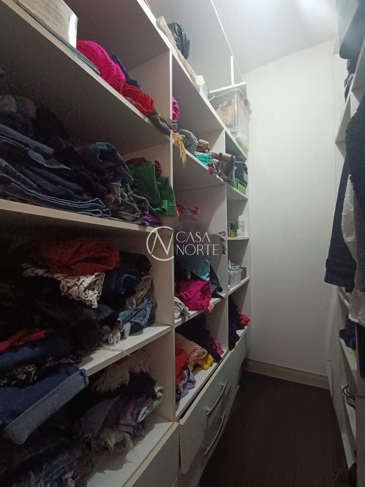 Apartamento à venda com 1 quarto, 26m², Praça Cônego Marcelino no bairro Cidade Baixa em Porto Alegre