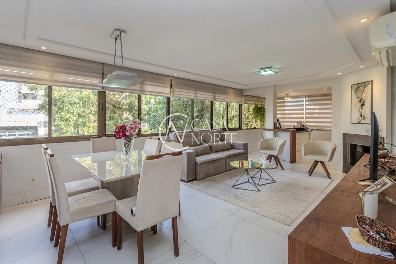 Apartamento à venda com 3 quartos, 103m², 1 suíte, 2 vagas, Avenida Palmeira no bairro Petrópolis em Porto Alegre