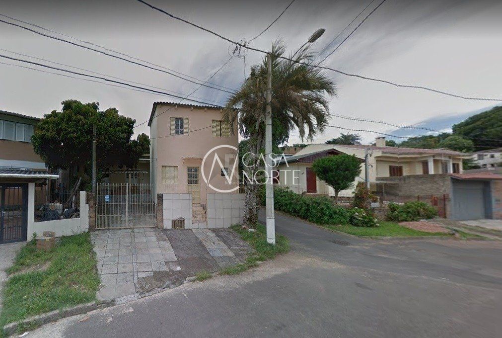 Sobrado à venda com 2 quartos, 60m², 1 vaga, Rua Tropeiro no bairro Campo Novo em Porto Alegre