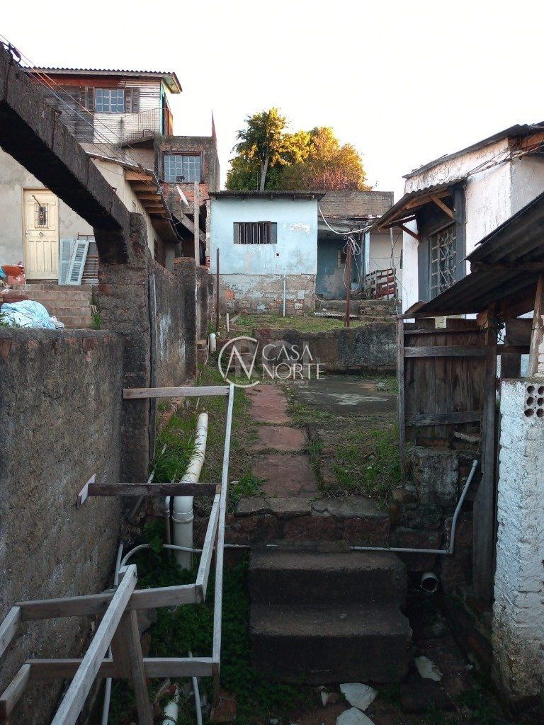Terreno à venda  com 465m², Rua Costa Lima no bairro Nonoai em Porto Alegre