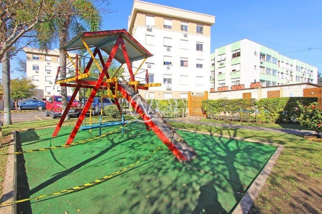 Apartamento à venda com 2 quartos, 56m², 1 vaga, Rua Coronel Aparício Borges no bairro Teresópolis em Porto Alegre