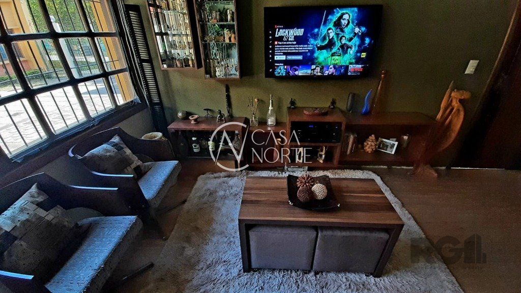 Casa de Condomínio à venda com 3 quartos, 117m², 1 suíte, 1 vaga, Rua General Gomes Carneiro no bairro Medianeira em Porto Alegre