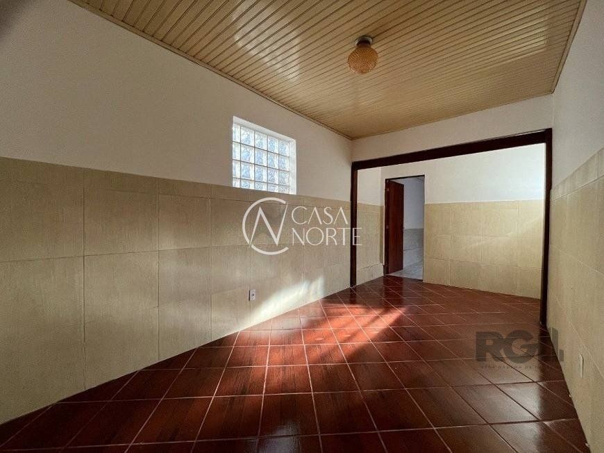Casa à venda com 3 quartos, 160m², 1 suíte, 3 vagas, Rua Doutor Miguel Vieira Ferreira no bairro Ipanema em Porto Alegre