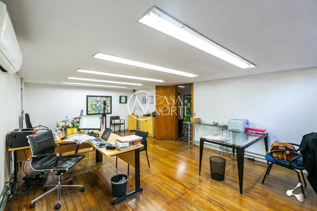 Prédio Comercial à venda , 650m², Rua Felizardo no bairro Jardim Botânico em Porto Alegre