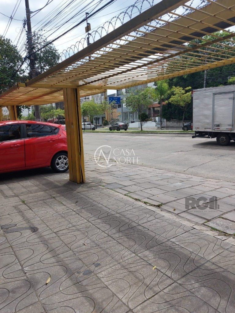 Terreno à venda  com 1407m², Avenida Teresópolis no bairro Teresópolis em Porto Alegre