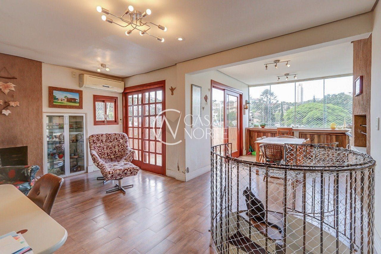 Cobertura à venda com 2 quartos, 118m², 1 vaga, Avenida Padre Cacique no bairro Praia de Belas em Porto Alegre