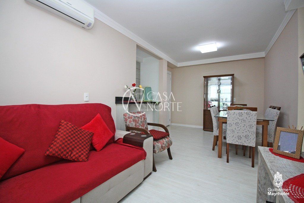 Apartamento à venda com 3 quartos, 70m², 1 suíte, 1 vaga, Avenida Bento Gonçalves no bairro Partenon em Porto Alegre