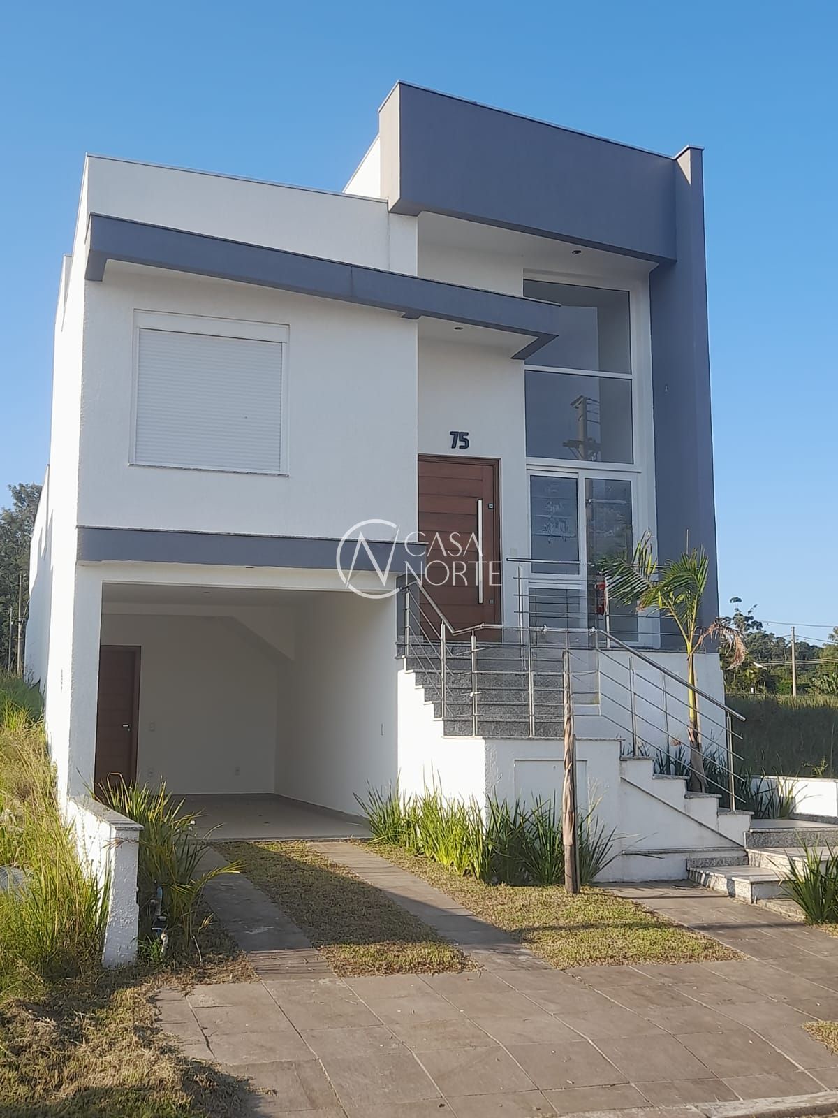 Casa à venda com 3 quartos, 165m², 1 suíte, 1 vaga, Rua Affonso Lunardelli no bairro Hípica em Porto Alegre