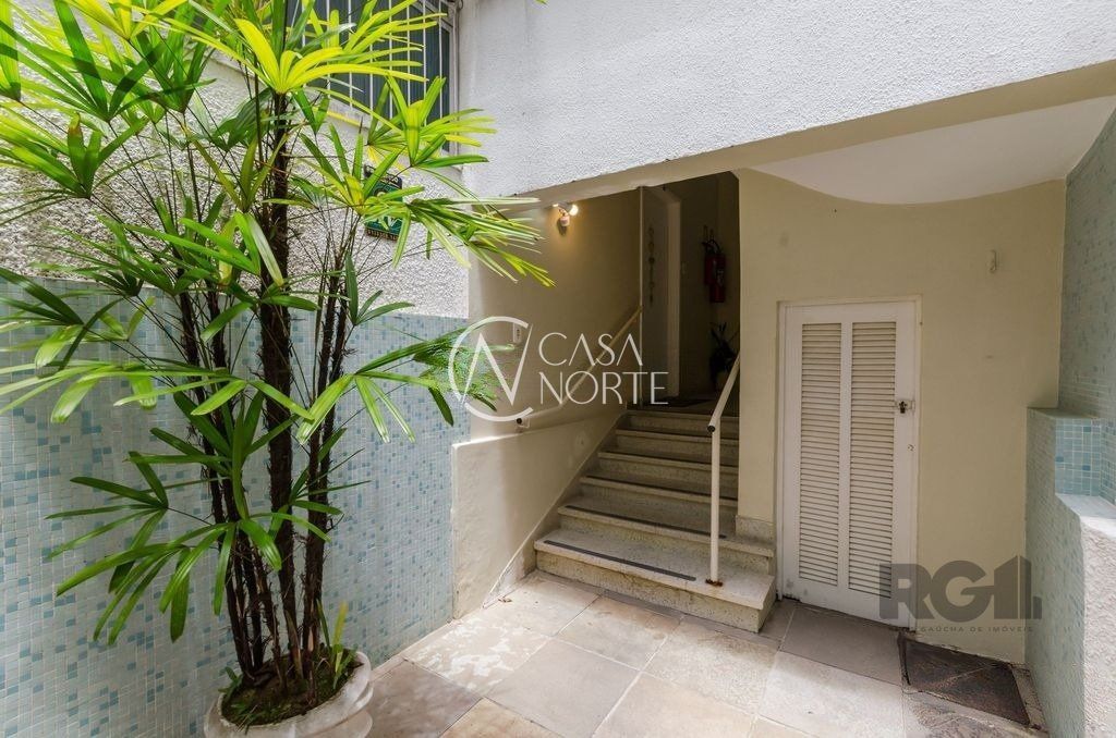 Apartamento à venda com 3 quartos, 84m², 1 vaga, Rua Carazinho no bairro Petrópolis em Porto Alegre