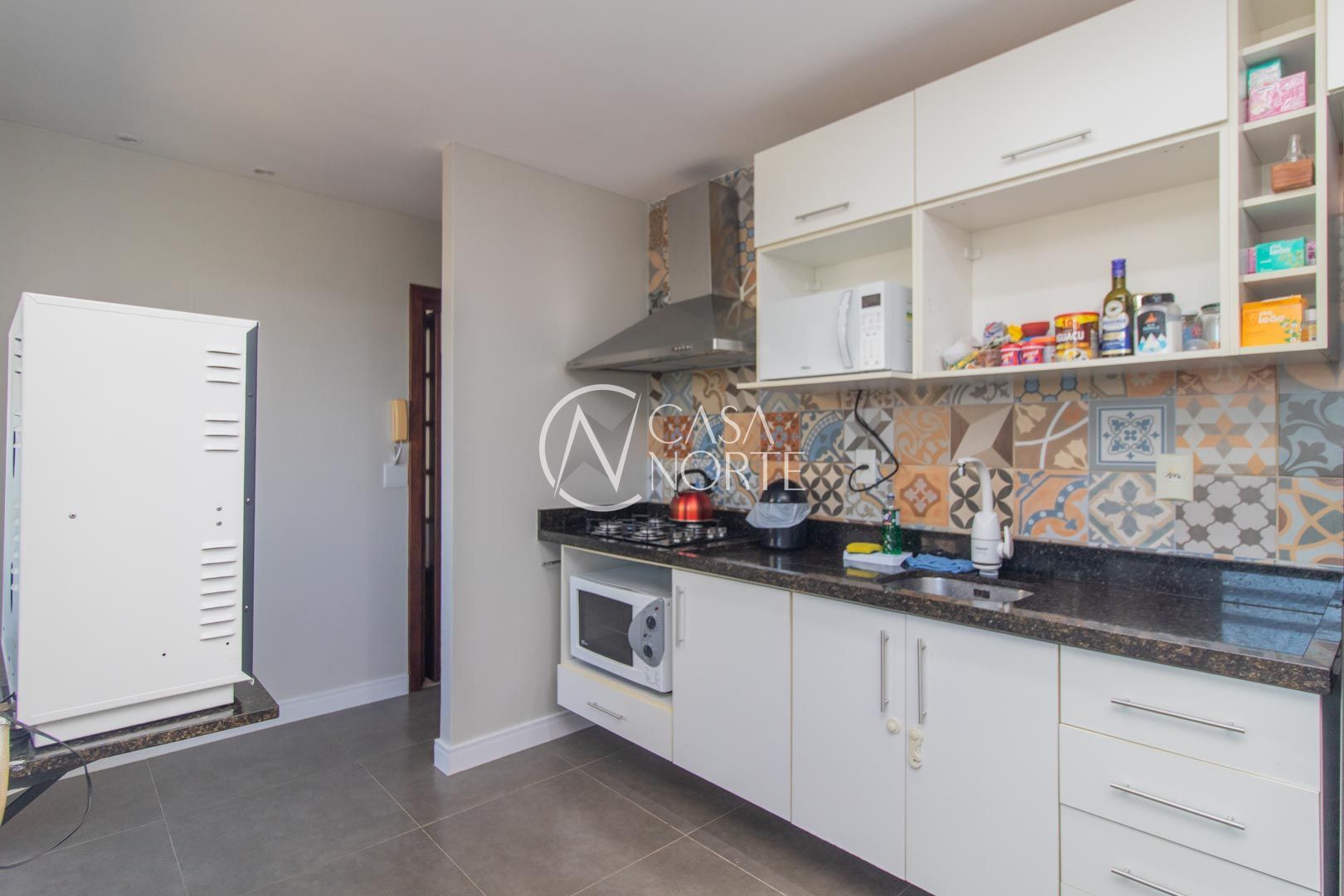 Apartamento à venda com 2 quartos, 71m², Rua Antônio Divan no bairro Teresópolis em Porto Alegre