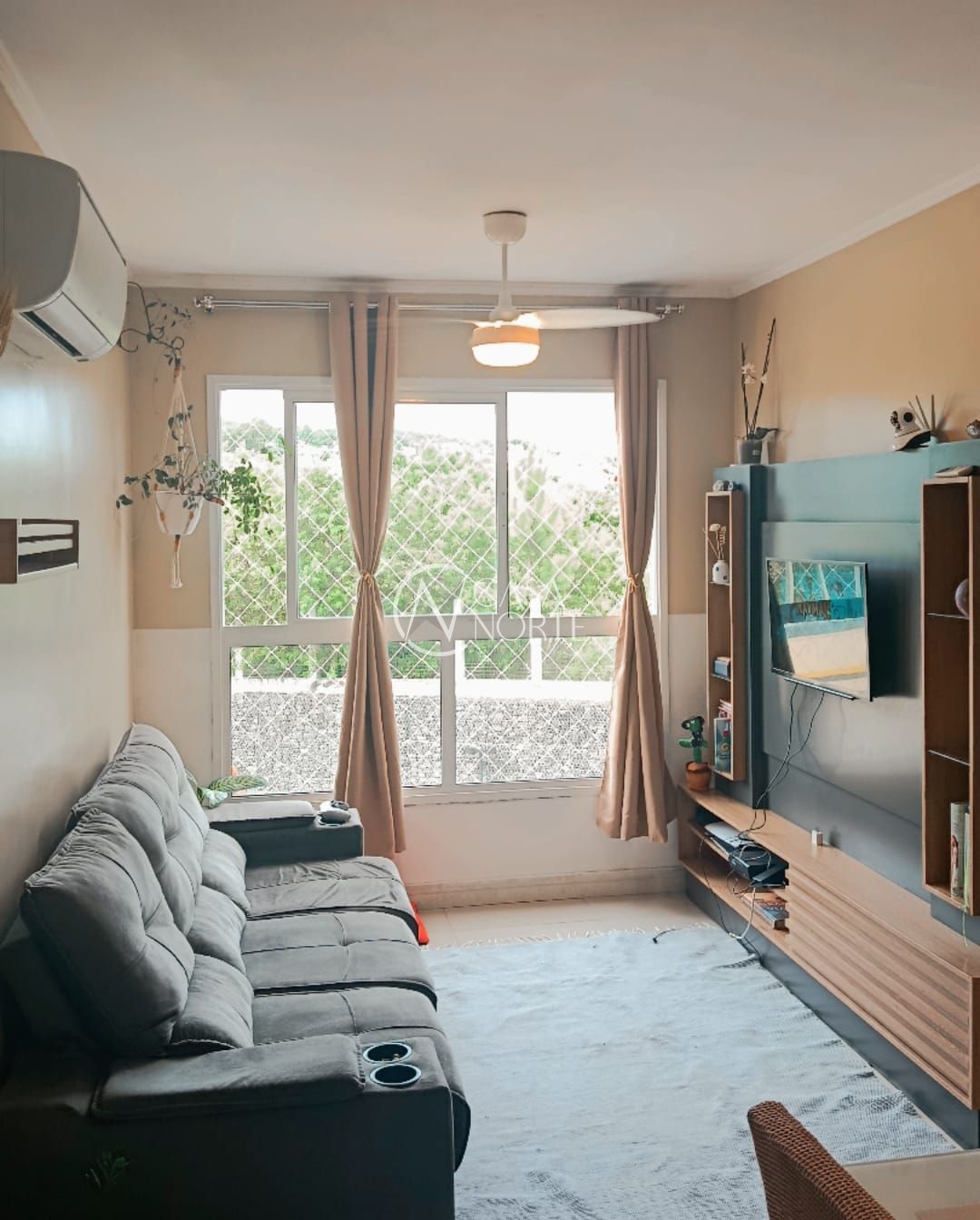 Apartamento à venda com 2 quartos, 56m², 1 vaga, Avenida da Cavalhada no bairro Cavalhada em Porto Alegre