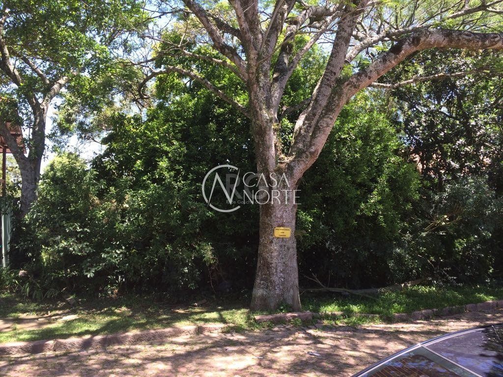Terreno à venda  com 451m², Rua Comendador José Julio de Mello no bairro Teresópolis em Porto Alegre