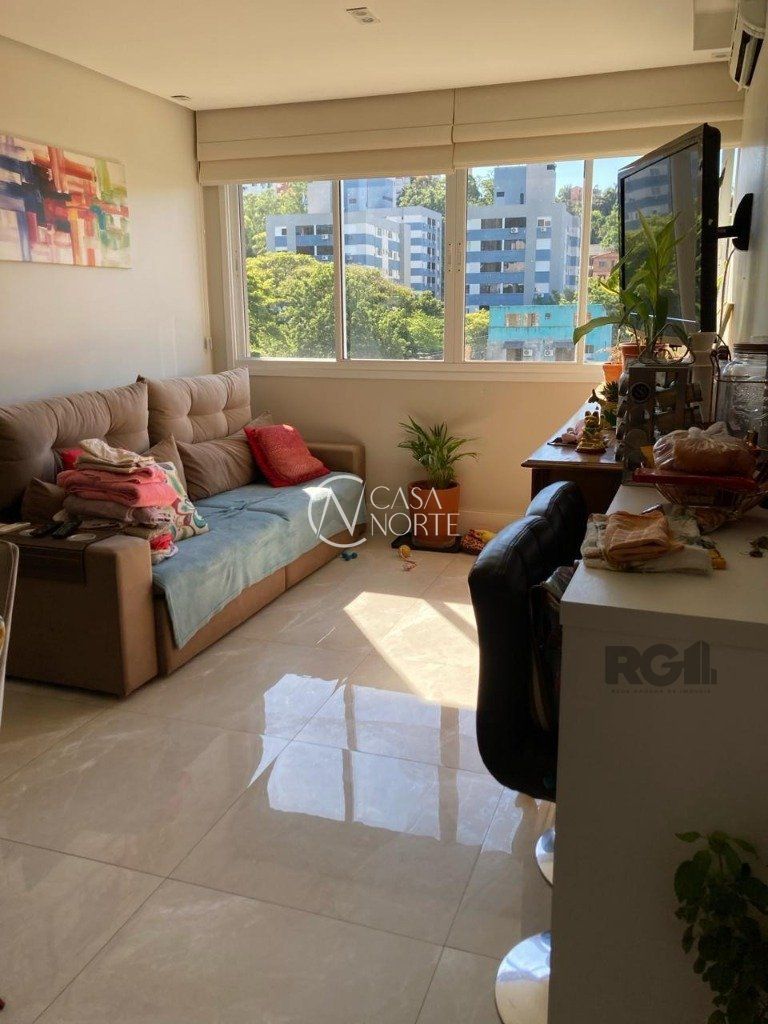 Apartamento à venda com 2 quartos, 59m², 1 suíte, 1 vaga, Rua Dário Totta no bairro Teresópolis em Porto Alegre