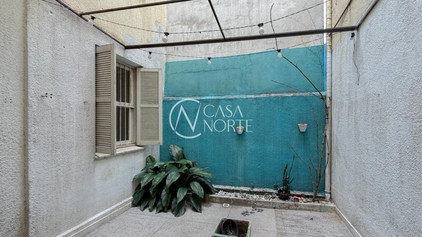 Apartamento Garden à venda com 2 quartos, 77m², Rua Tomaz Flores no bairro Independência em Porto Alegre