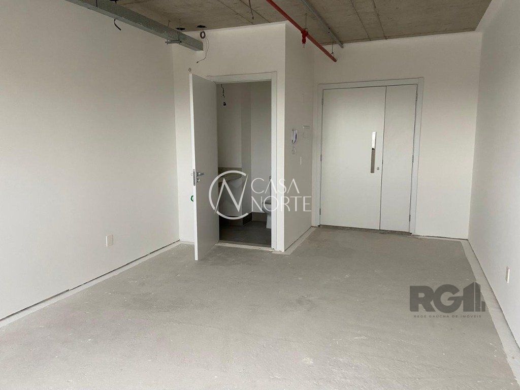 Sala Comercial à venda , 29m², Rua Coronel Aparício Borges no bairro Glória em Porto Alegre