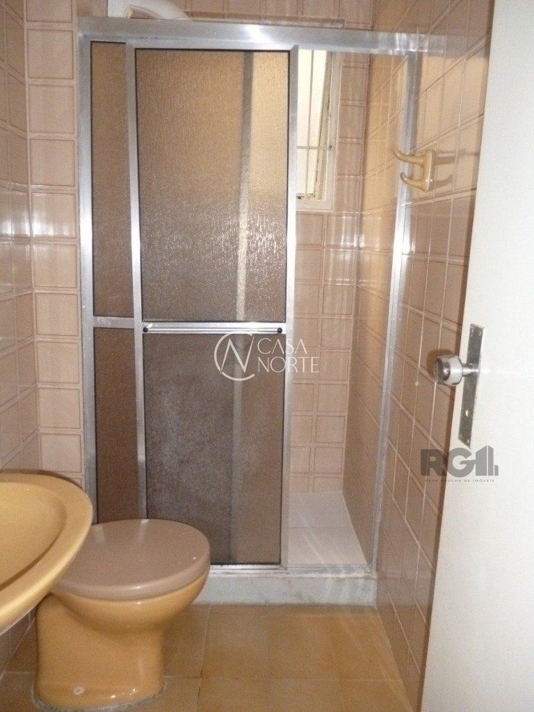 Apartamento à venda com 1 quarto, 42m², 1 vaga, Avenida Coronel Lucas de Oliveira no bairro Petrópolis em Porto Alegre