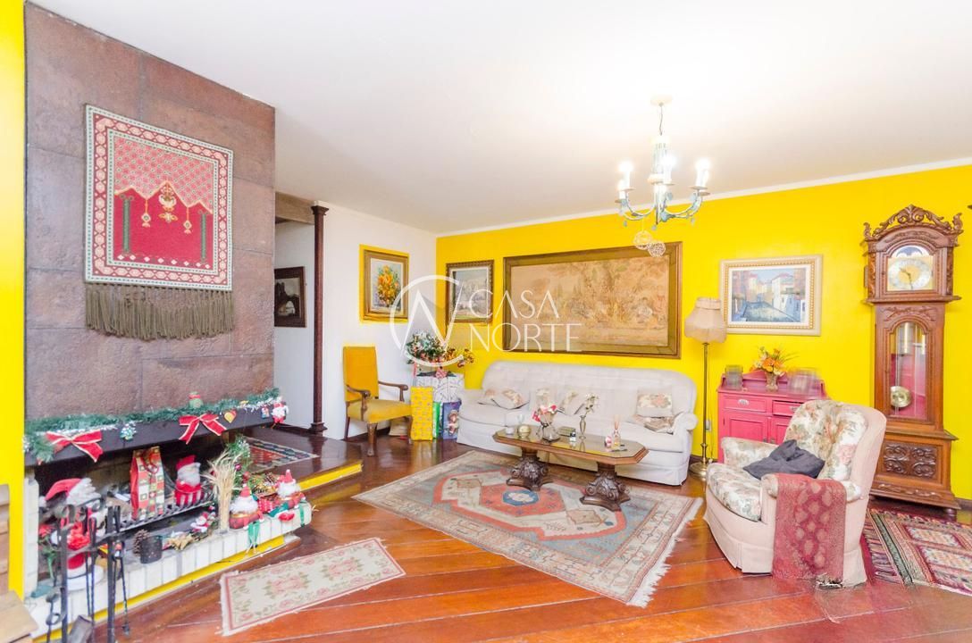 Apartamento à venda com 4 quartos, 216m², 2 suítes, 3 vagas, Rua Ciro Gavião no bairro Bela Vista em Porto Alegre