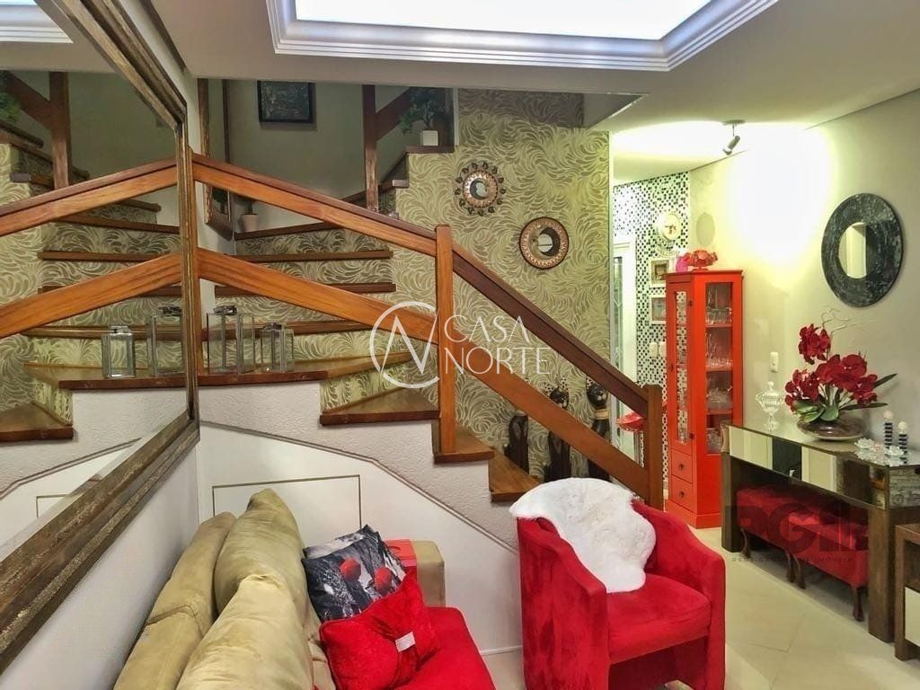 Casa de Condomínio à venda com 3 quartos, 114m², 1 suíte, 2 vagas, Avenida Ecoville no bairro Sarandi em Porto Alegre