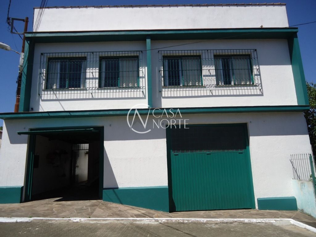 Casa à venda com 4 quartos, 750m², 2 suítes, 5 vagas, Rua Caixa Economica no bairro Santa Tereza em Porto Alegre