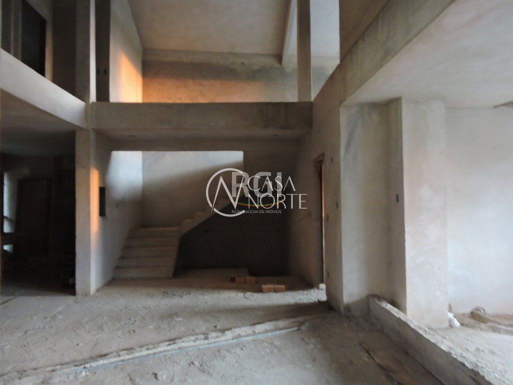 Casa à venda com 5 quartos, 300m², 3 suítes, 5 vagas, Rua Dona Lida Monteiro no bairro Teresópolis em Porto Alegre