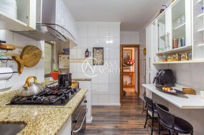 Apartamento à venda com 3 quartos, 110m², 1 vaga, Rua Rafael Saadi no bairro Menino Deus em Porto Alegre
