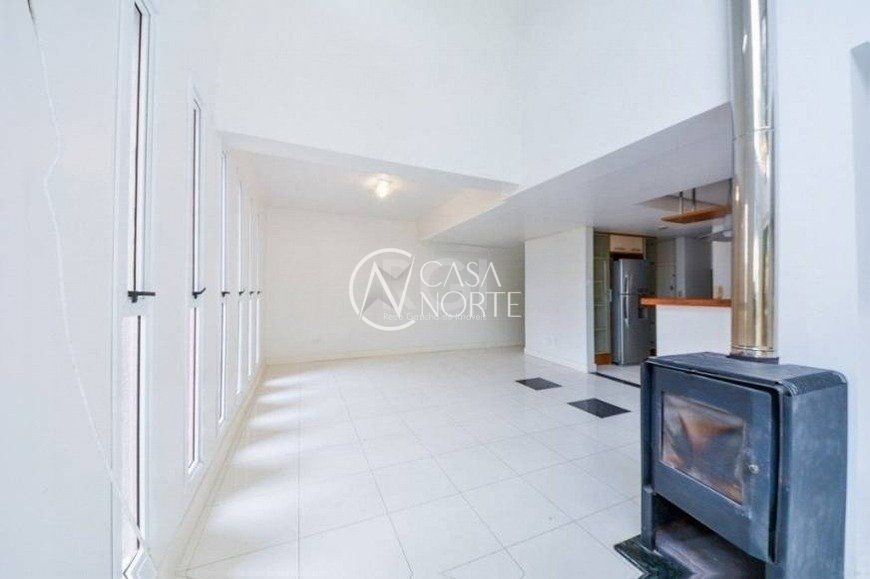 Casa à venda com 2 quartos, 354m², 2 suítes, 3 vagas, Rua Coronel Gomes de Carvalho no bairro Tristeza em Porto Alegre