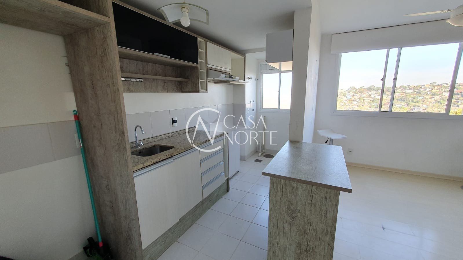 Apartamento à venda com 2 quartos, 53m², 1 vaga, Carlos Reverbel no bairro Jardim Carvalho em Porto Alegre