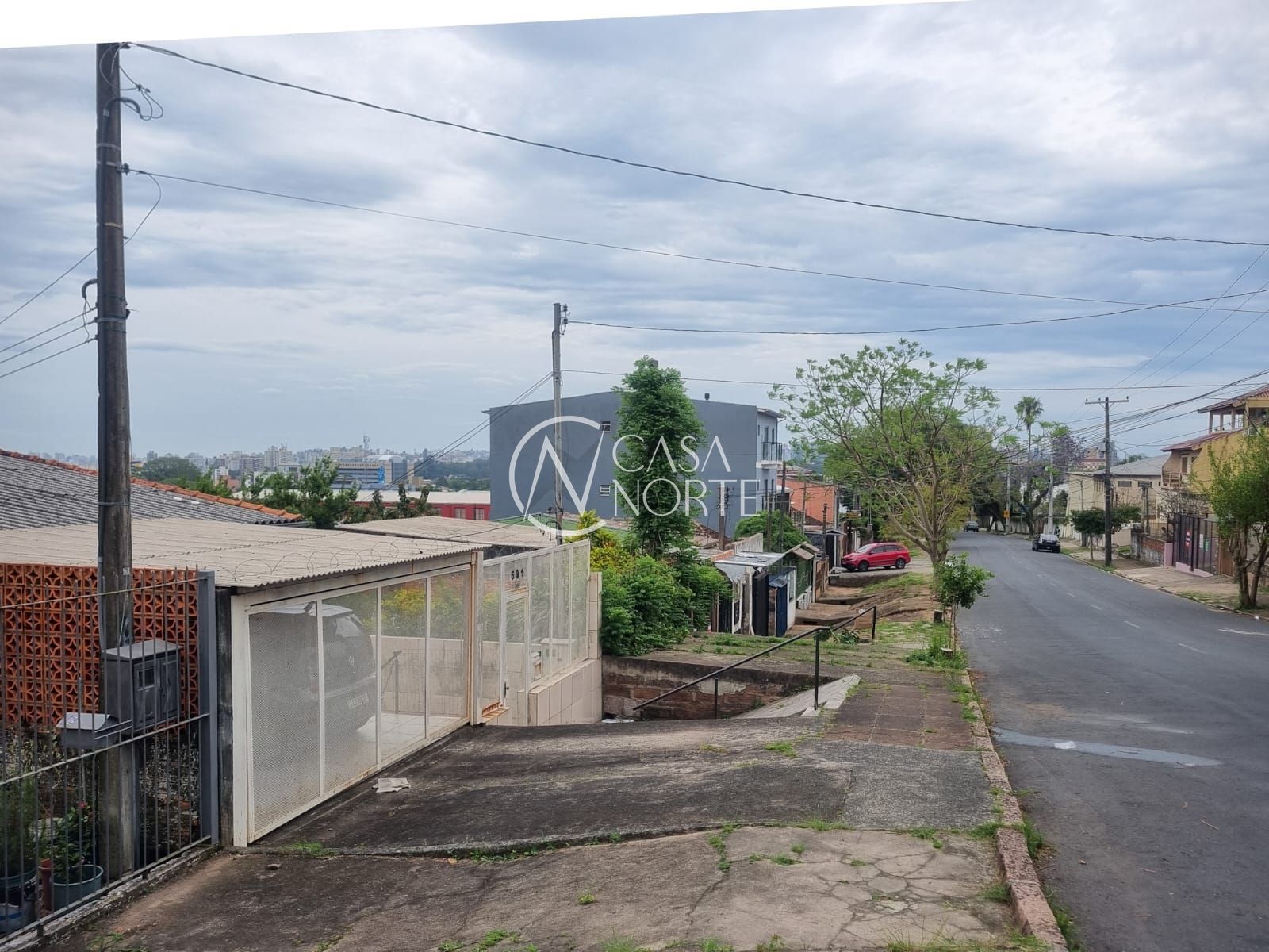 Casa à venda com 2 quartos, 70m², 1 vaga, Rua Vidal de Negreiros no bairro Vila São José em Porto Alegre