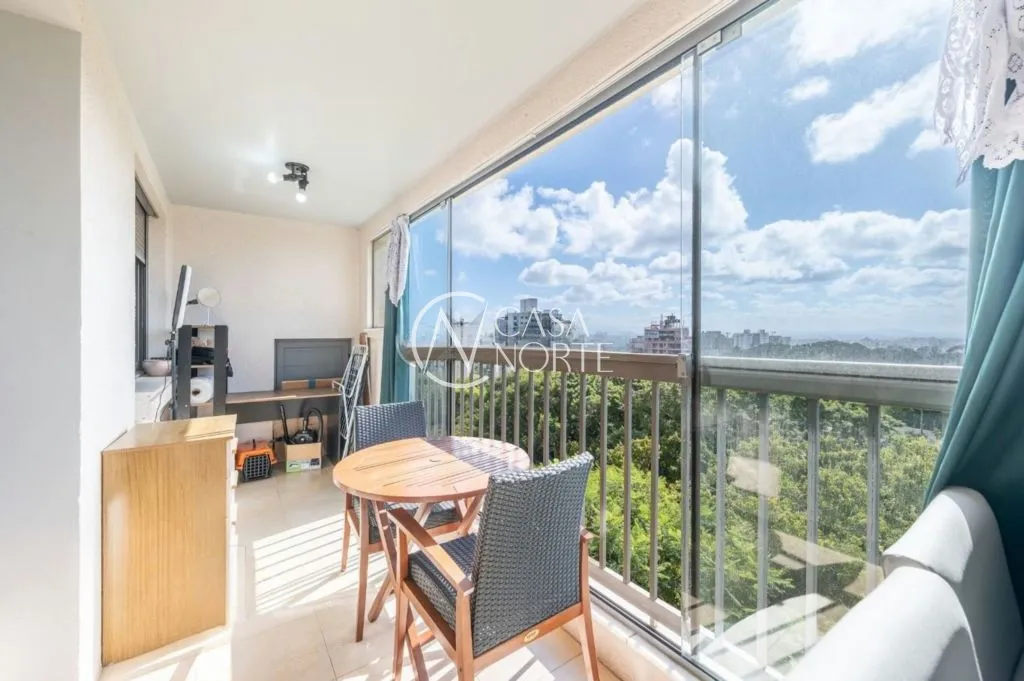 Apartamento à venda com 1 quarto, 59m², 1 suíte, 1 vaga, Avenida Luiz Manoel Gonzaga no bairro Três Figueiras em Porto Alegre