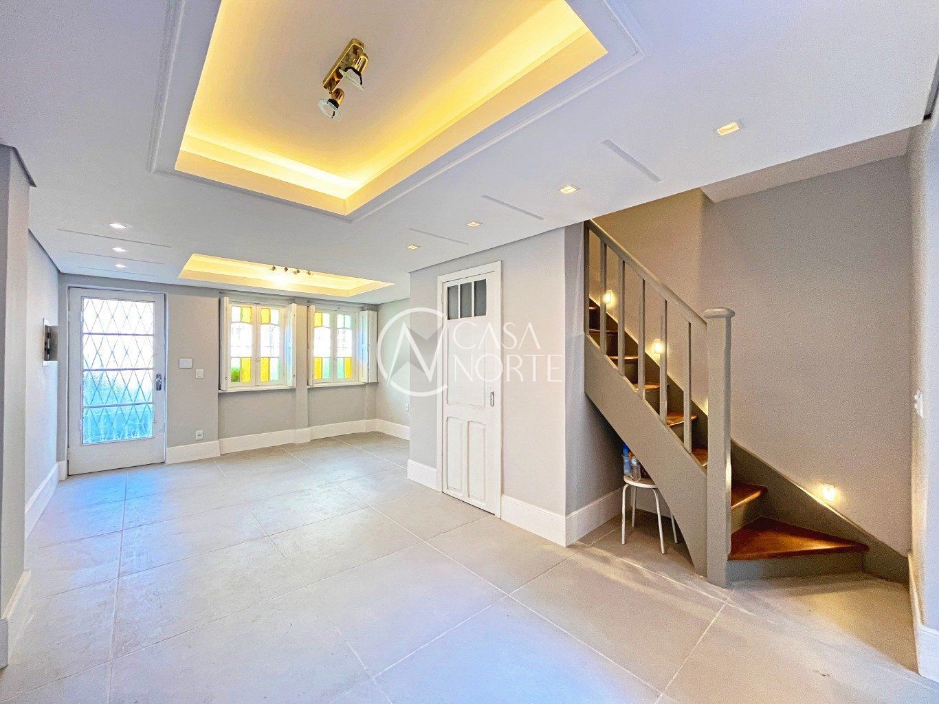 Casa à venda com 2 quartos, 106m², 2 suítes, Rua Luiz Afonso no bairro Cidade Baixa em Porto Alegre