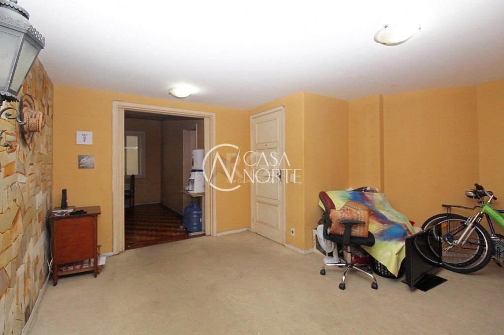 Apartamento à venda com 3 quartos, 139m², Rua Ramiro Barcelos no bairro Independência em Porto Alegre