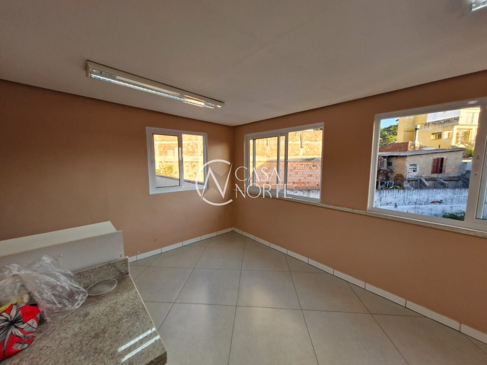 Cobertura à venda com 2 quartos, 123m², 1 vaga, Rua Sepé Tiaraju no bairro Medianeira em Porto Alegre