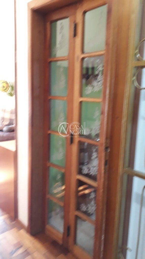 Apartamento à venda com 3 quartos, 75m², 1 vaga, Avenida Capivari no bairro Cristal em Porto Alegre