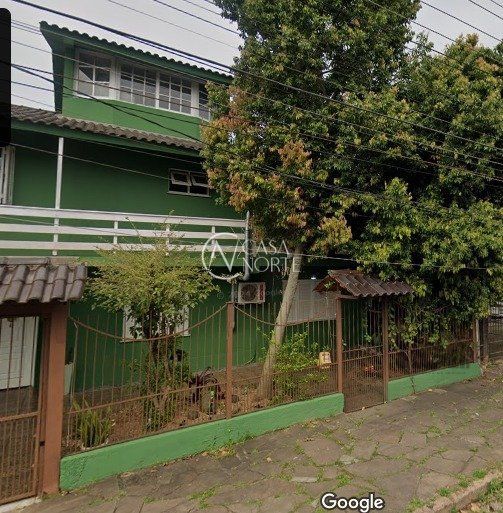 Casa à venda com 4 quartos, 226m², 1 suíte, 1 vaga, Rua Vinte e um de Agosto no bairro Cavalhada em Porto Alegre