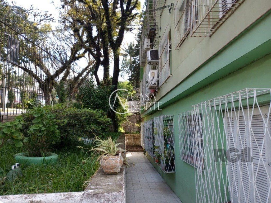 Apartamento à venda com 3 quartos, 68m², Avenida Pinheiro Borda no bairro Cristal em Porto Alegre