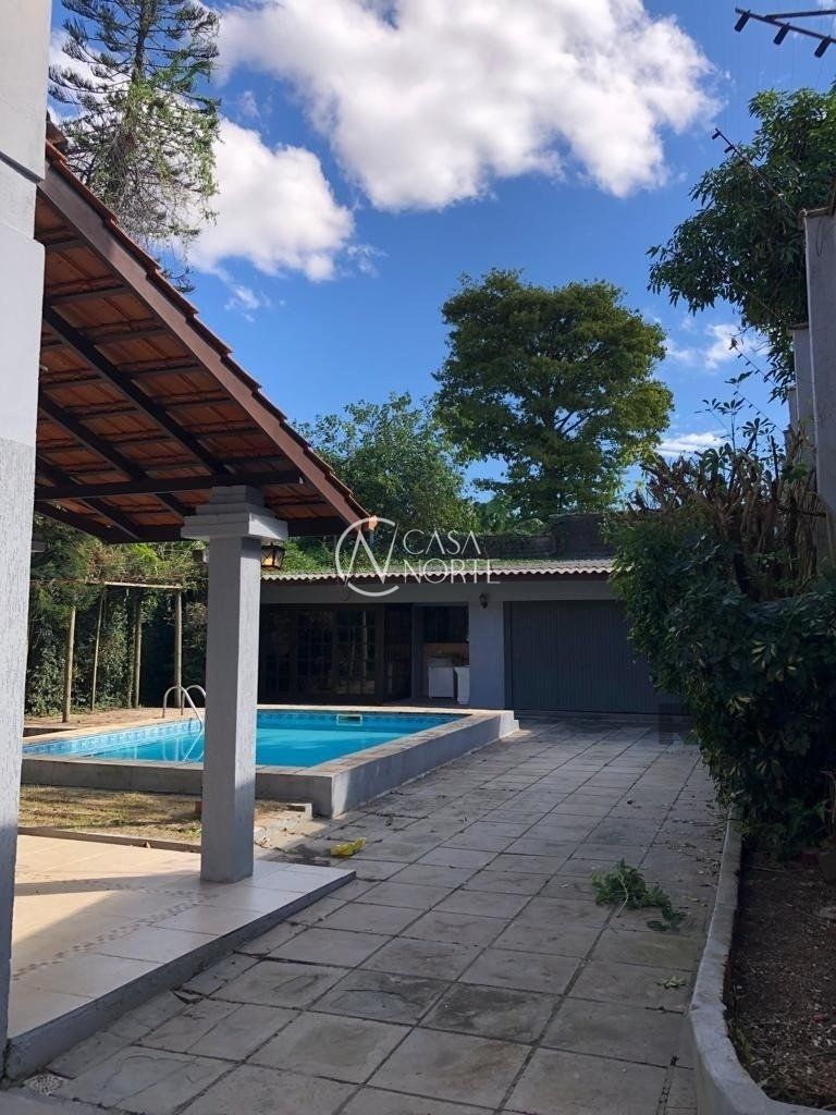 Casa à venda com 4 quartos, 365m², 3 suítes, 5 vagas, Rua Paulino Azurenha no bairro Partenon em Porto Alegre