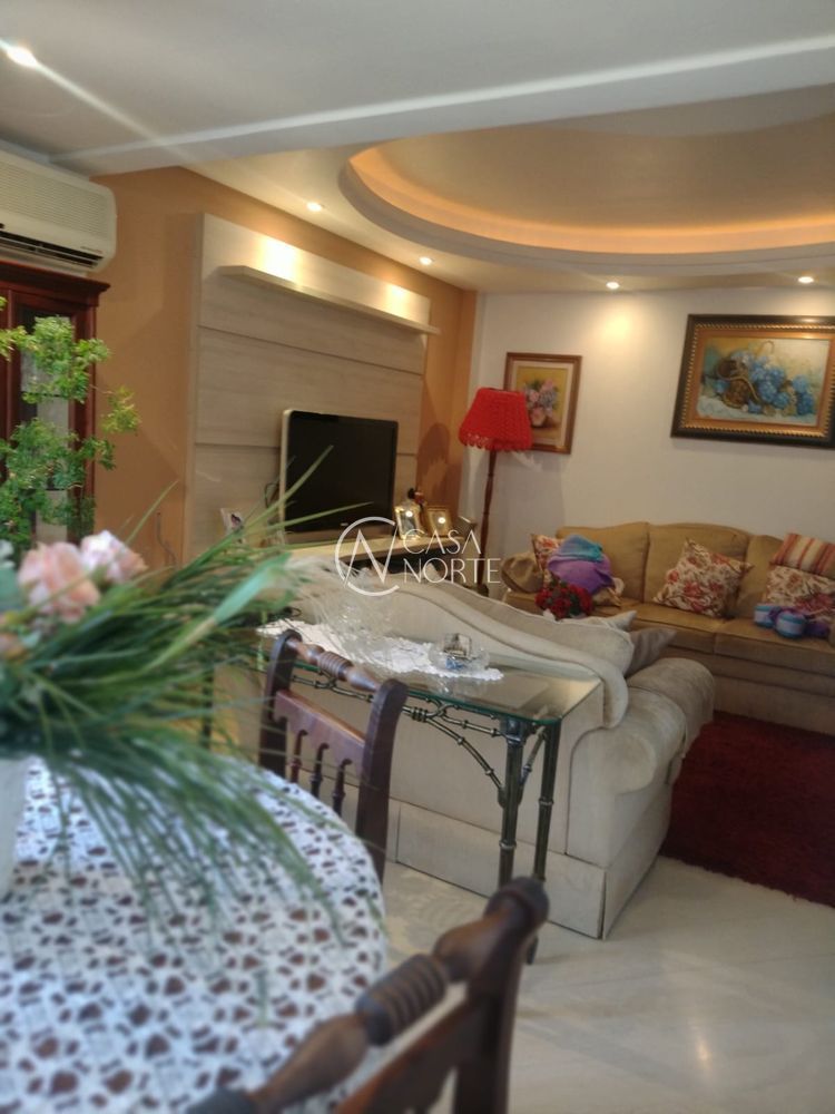 Cobertura à venda com 3 quartos, 162m², 1 suíte, 2 vagas, Rua Saldanha Marinho no bairro Menino Deus em Porto Alegre