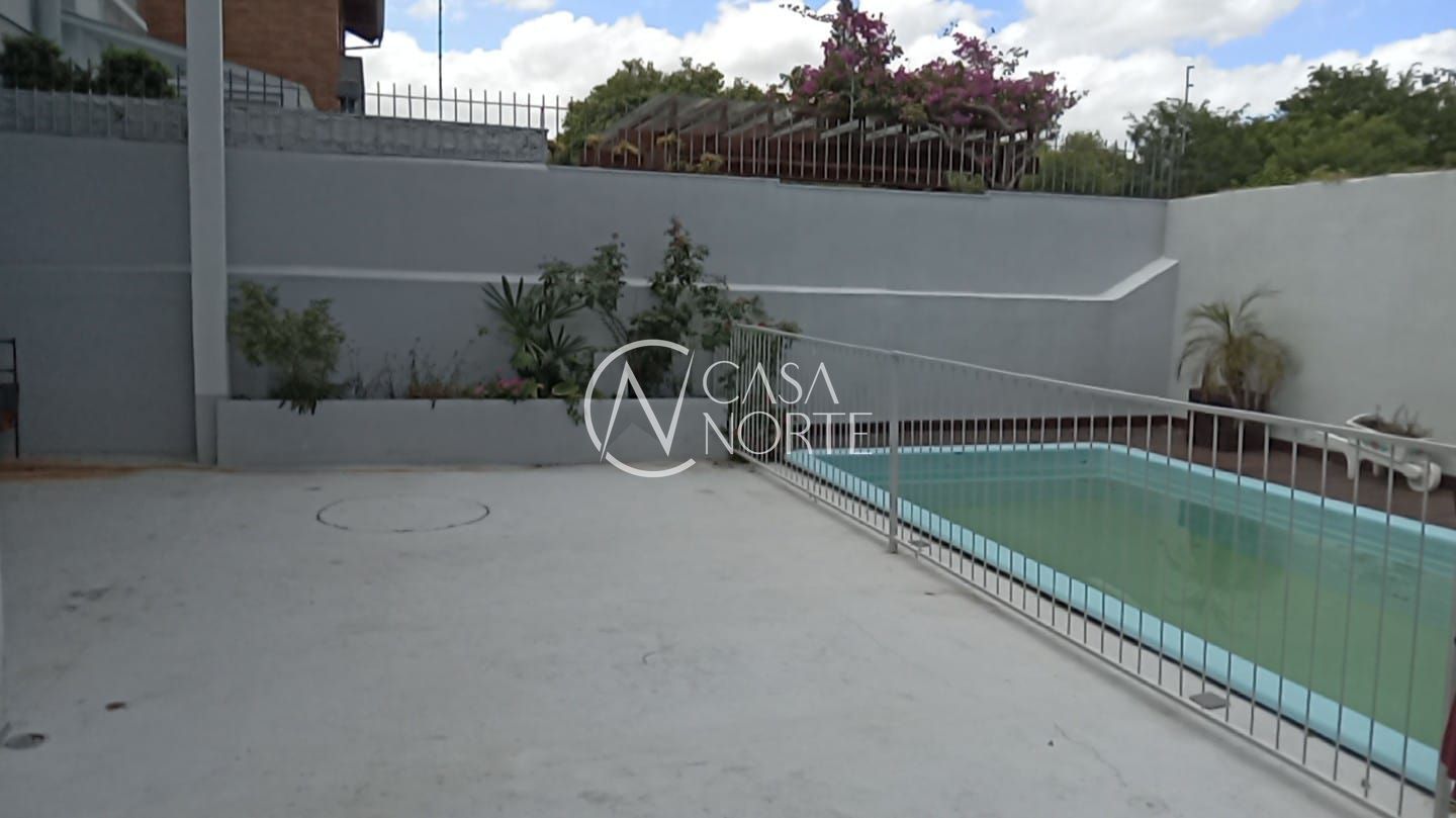 Casa à venda com 2 quartos, 111m², 1 vaga, Rua Octávio de Souza no bairro Teresópolis em Porto Alegre