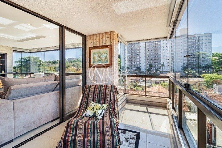 Cobertura à venda com 3 quartos, 350m², 1 suíte, 2 vagas, Rua Gabriel Mascarello no bairro Teresópolis em Porto Alegre