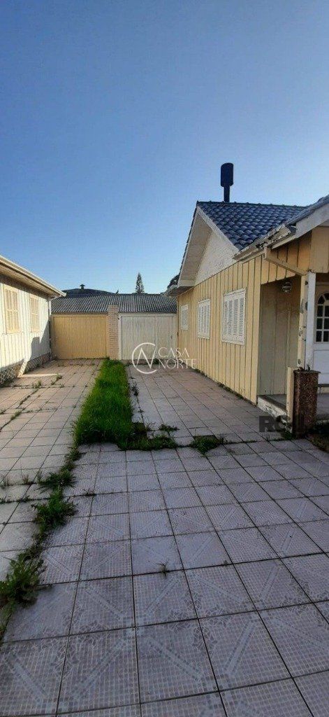 Terreno à venda  com 0m², Rua Dom Luiz Guanella no bairro Vila Ipiranga em Porto Alegre