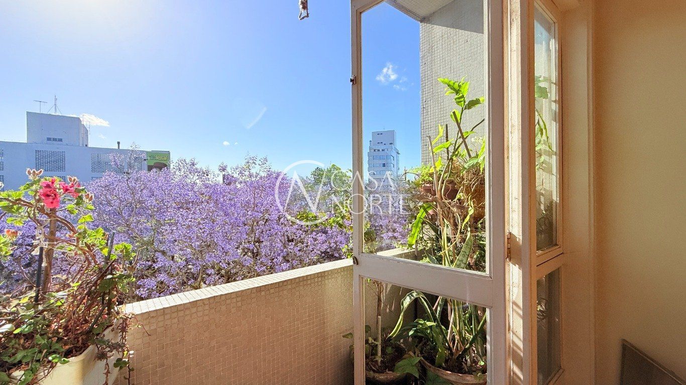 Apartamento à venda com 3 quartos, 116m², 1 vaga, Rua General Souza Doca no bairro Petrópolis em Porto Alegre