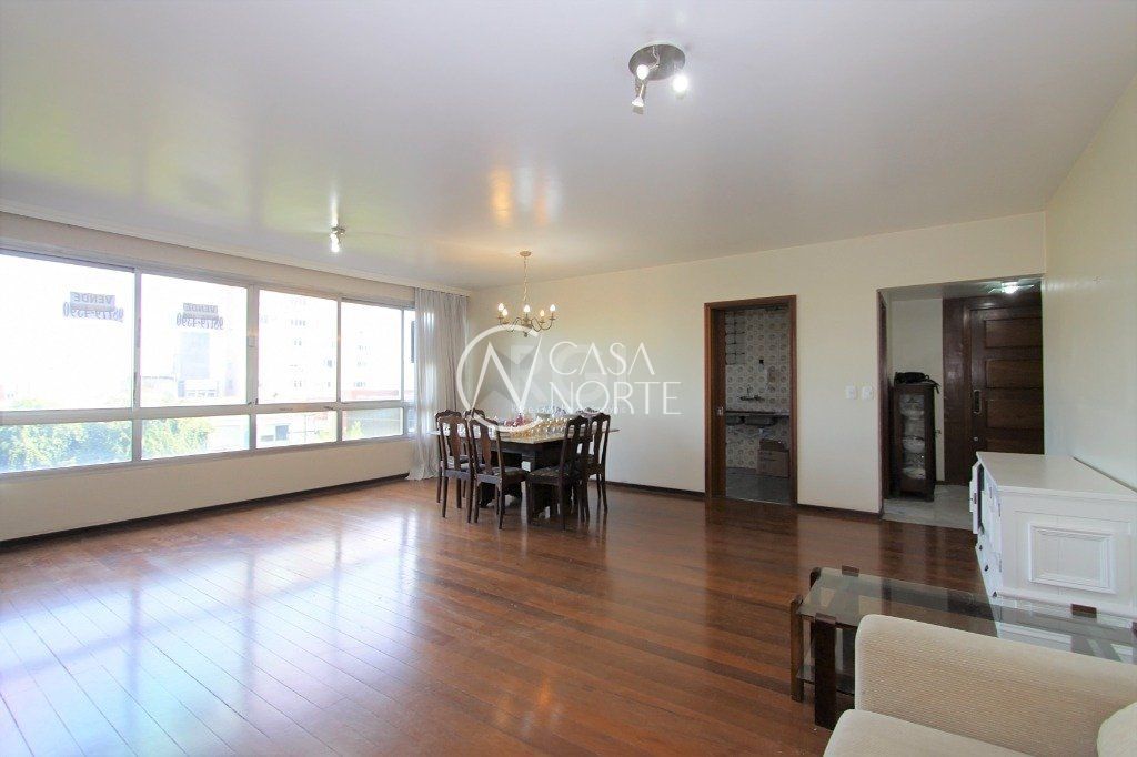 Apartamento à venda com 3 quartos, 127m², 1 suíte, 1 vaga, Rua Engenheiro Alvaro Nunes Pereira no bairro Moinhos de Vento em Porto Alegre