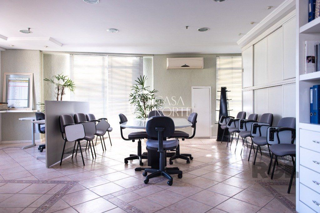 Sala Comercial à venda , 40m², 1 vaga, Rua Felicíssimo de Azevedo no bairro Auxiliadora em Porto Alegre