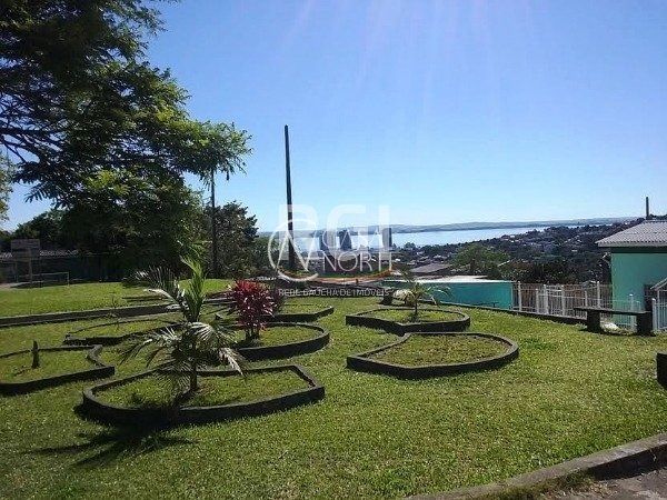 Apartamento à venda com 3 quartos, 87m², 1 vaga, Rua Orfanotrófio no bairro Santa Tereza em Porto Alegre