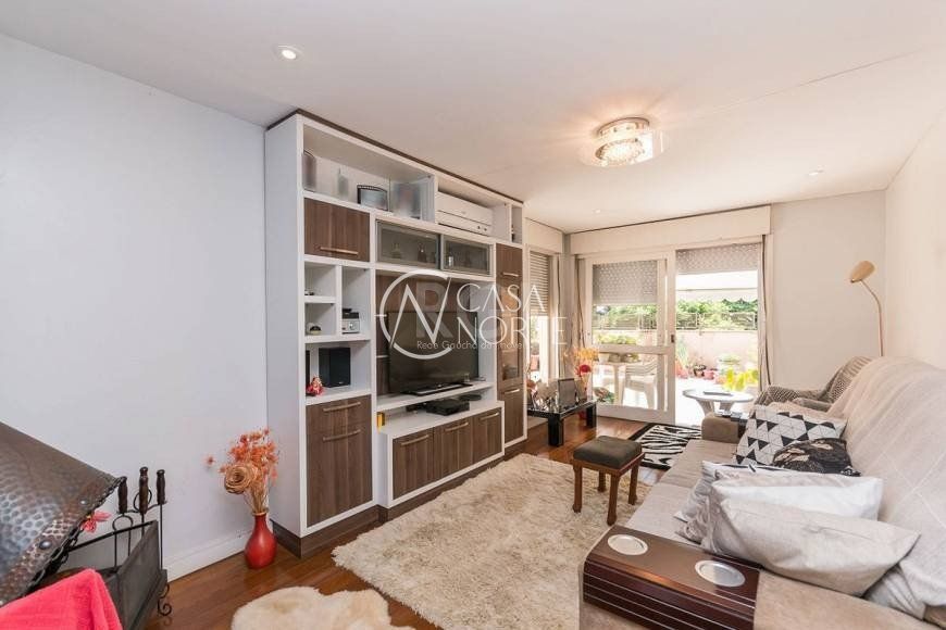 Cobertura à venda com 3 quartos, 180m², 1 suíte, 1 vaga, Rua Coronel Corte Real no bairro Petrópolis em Porto Alegre