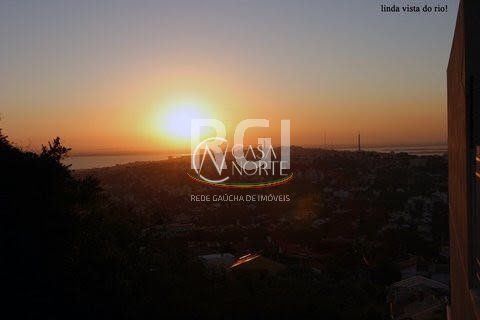 Casa à venda com 3 quartos, 485m², 1 suíte, 4 vagas, Rua Cardeal no bairro Teresópolis em Porto Alegre