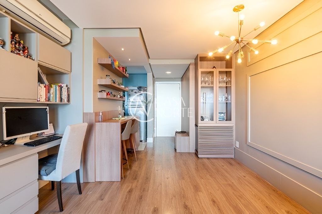 Apartamento à venda com 2 quartos, 72m², 1 suíte, 1 vaga, Rua Itapeva no bairro Passo da Areia em Porto Alegre